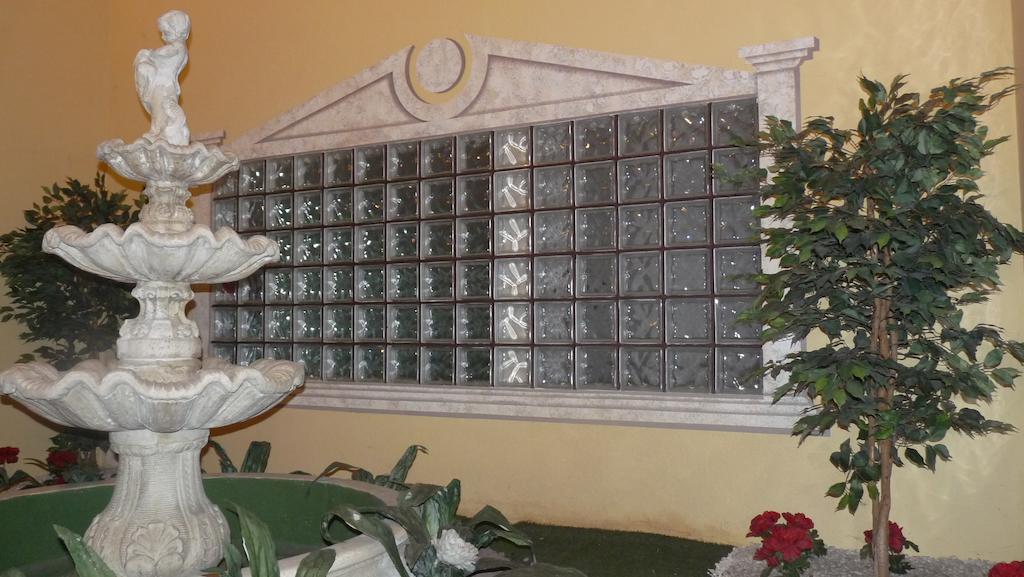 Hotel Topacio Valladolid Eksteriør bilde